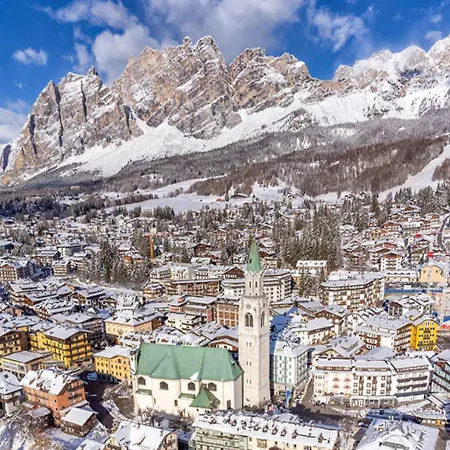 Parc Victoria Szálloda Cortina dʼAmpezzo