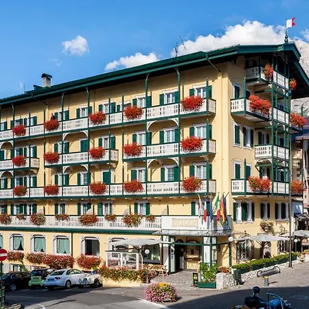 Parc Victoria Hotel 4*